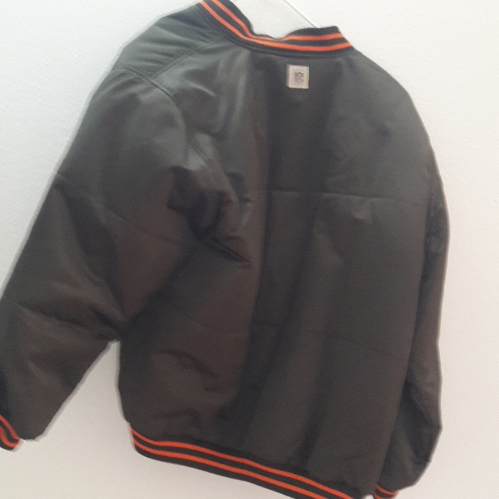 Jacket - Picture 2 of 8